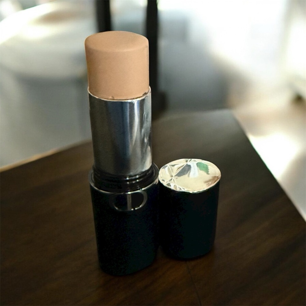 DIOR Forever Skin Perfect 24H Multi-Use Foundation Stick 2N